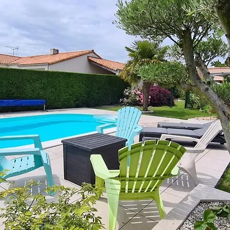 2 logements séparés indépendants jusqu'à 5 personnes, piscine chauffée à 3 min du Puy du Fou Les Épesses Extérieur photo