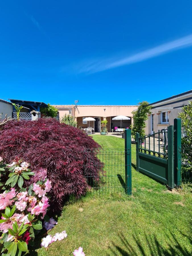 Appartement 2 Séparés Indépendants Jusqu'à 5 Personnes, Piscine Chauffée à 3 Min Du Puy Du Fou