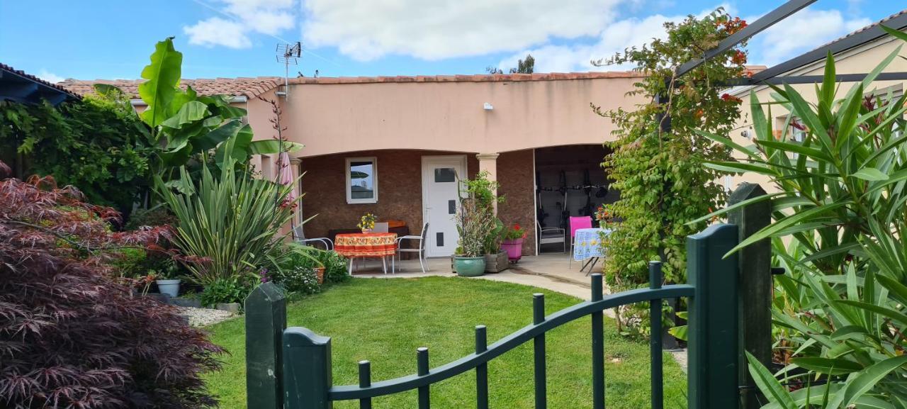 Appartement 2 Séparés Indépendants Jusqu'à 5 Personnes, Piscine Chauffée à 3 Min Du Puy Du Fou Les Épesses