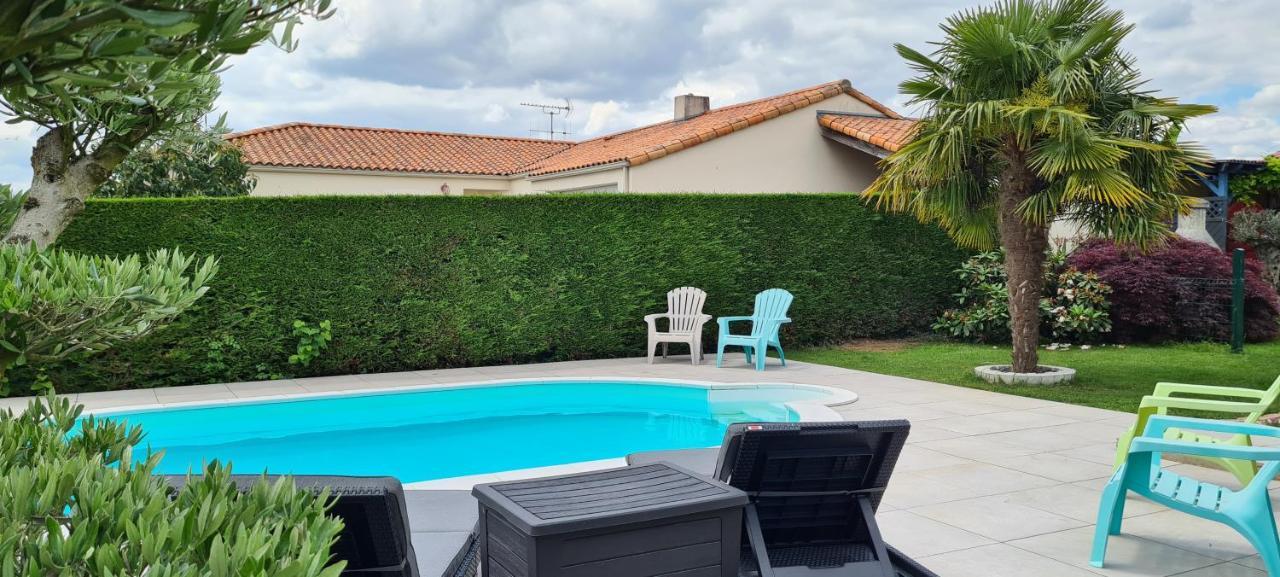 Appartement 2 Séparés Indépendants Jusqu'à 5 Personnes, Piscine Chauffée à 3 Min Du Puy Du Fou *